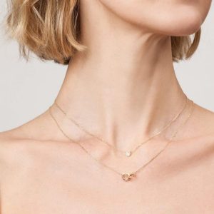 goldish-1042394199-900x900