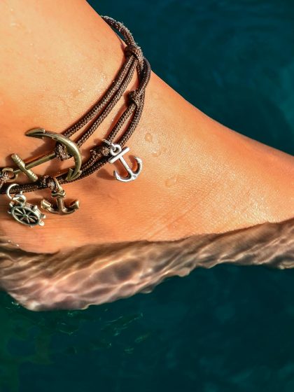 pexels-julia-sakelli-5676230